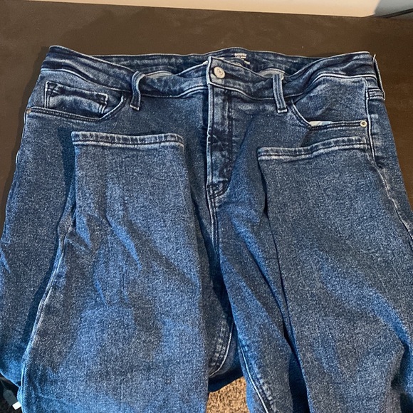 Old Navy Rockstar Jeans - Picture 2 of 5